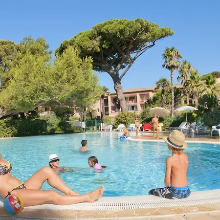 Resort La Pinede S4 Hyères